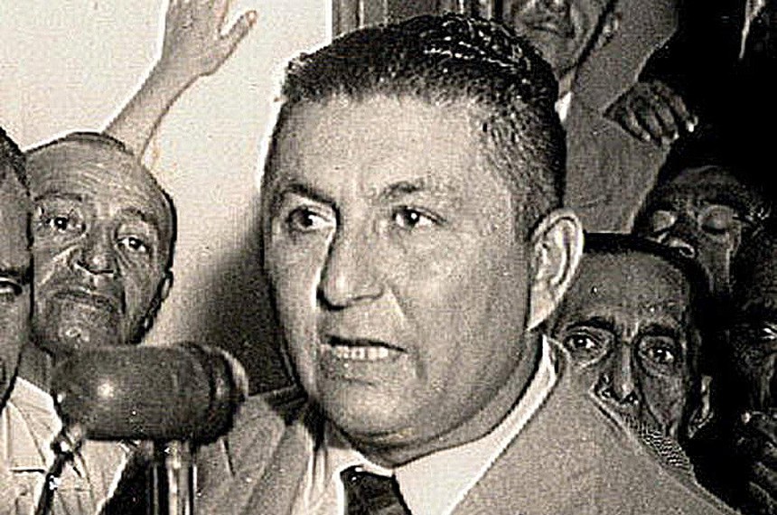Livro de Aço